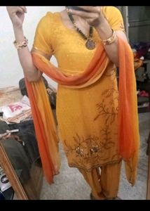 Salwar Kameez Dupatta 3 Suit Ek Lehnga Choli