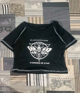 Gorgeous Korean Fitted Black Croptop