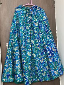 Elegant Kurta Set with flare long skirt