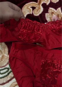 Lingerie set Red colour