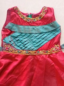 Girl&#39;s Party Dress
