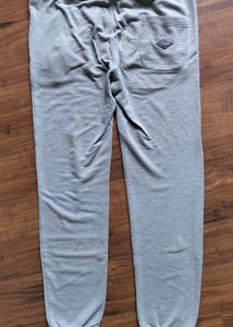 Men&#39;s Gray Striped Joggers