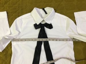 Stretchy White Collared Top Fits B-32-36