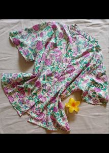 Flowy Cute Shirt🌸