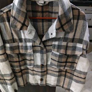 Woolen crop beautiful check shirt