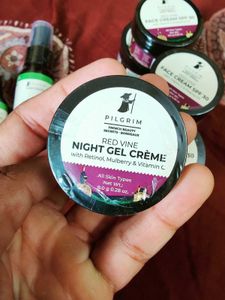 Pilgrim Skincare Set