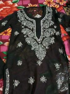Hand emboidered lucknowi chikankari gala booti mir
