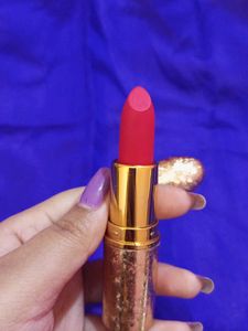 SET OF 8 BULLET LIPSTICKS✨