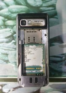 Vintage Nokia Keypad Mobile