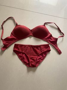 Amante Lingerie Set