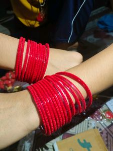 Red Velvet Bangles Glass Bangle