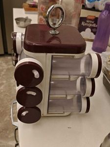 Rotating Masala Keeper