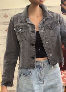 CROP DENIM JACKET
