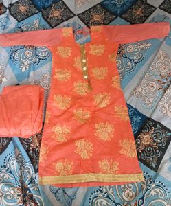 Peach Floral Kurti Set (Offer Price Already)