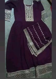 trending gown+Gift 🎁