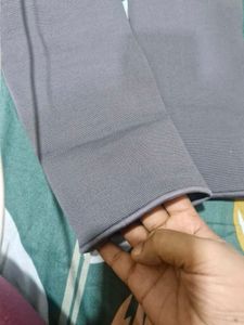 Grey Knee Protecor For Gym And Workout