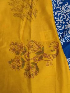 A Pretty Kurta With Floral Print