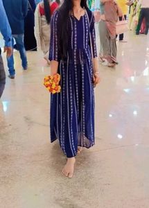 Nayra Cut Kurti