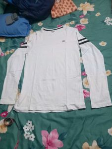 White Long Sleeve T-Shirt - M
