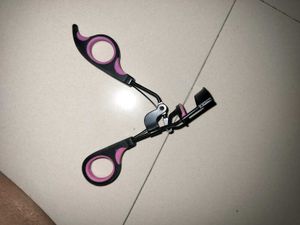 2 Eyelash Curlers &amp; fan