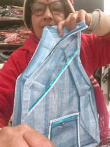 Blouse Box