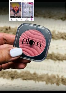 Plum Cheek-A-Boo Shimmer Blush | Highly Pigmented