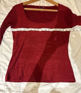 Beautiful Textured Long Sleeve Top