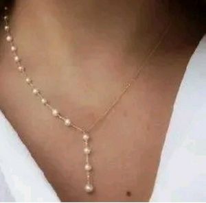 Delicate Pearl Drop Necklace