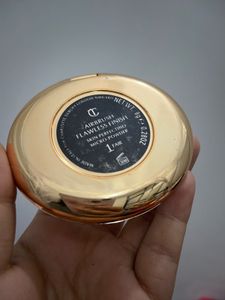 Charlotte Tilbury Compact