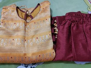 Very Pretty Suit With Designer Plazzo