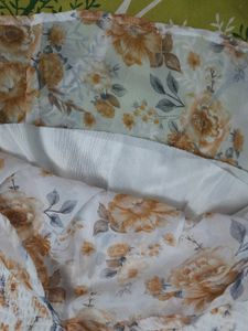 Floral Print Smocked Top