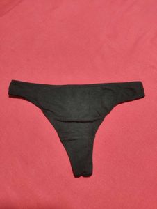 H&M Thong Size.S