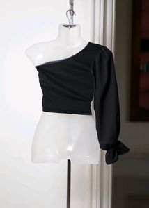 One-Shoulder Black Top