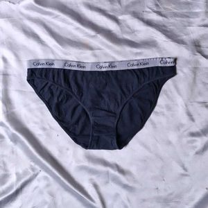 Calvin Klein Bra Panty Set