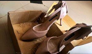 Pink Heels - Size 5