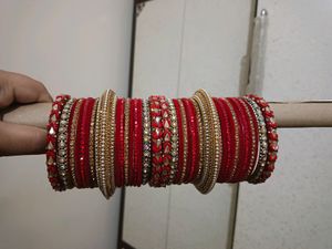 Red Chudiya Set With New
