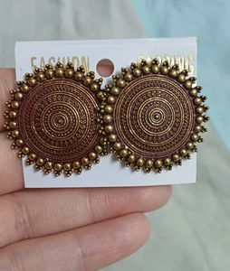 Earring