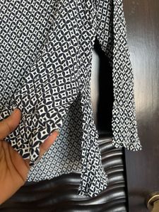Modest And Pretty Zara  Top
