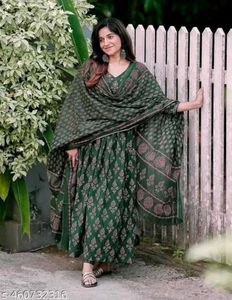 Women Printed Flared A-Line Kurta with Pant😍