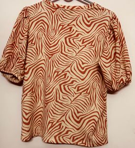Round-neck Top For Women