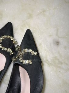 Black Embellished Closed Shoes