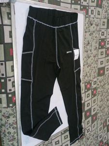 Stylish Women Track Pant, Lagging