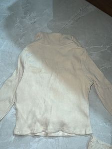 Ribbed Knit V-Neck Top