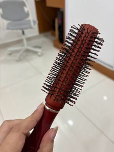 Vega Round Hair Brush