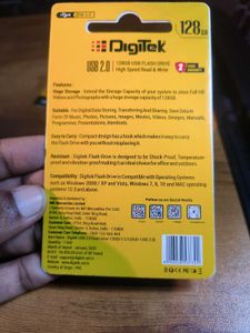 Digitek 128GB USB 2.0 Flash Drive