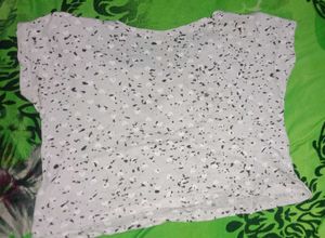 Hello Kitty Y2K Crop Top / black and white striped