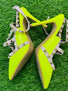 Valentino Pointed Heels 👠