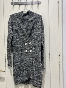 Long Jacket For Outdoor Use .