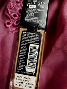 Maybelline Fit Me Foundation