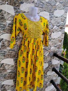 Beautiful Kurti For Festive Wear